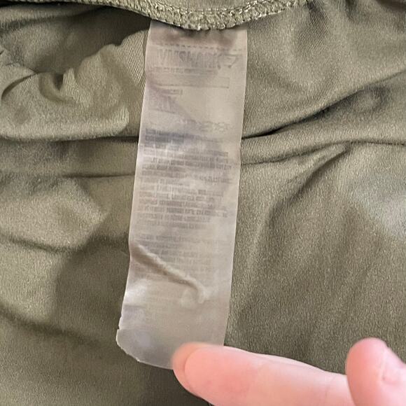 Gymshark • Aspire Leggings in Khaki - Picture 4 of 4